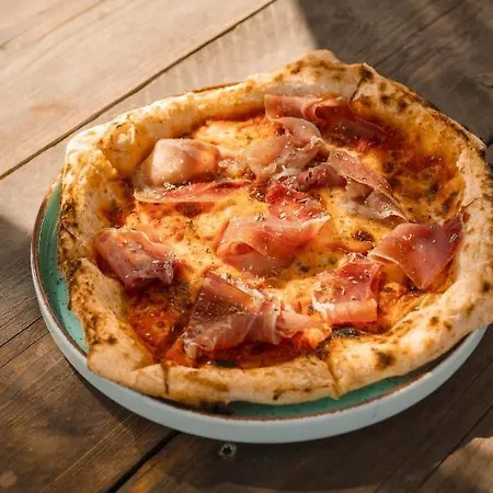 Alia Beachfront And 5*