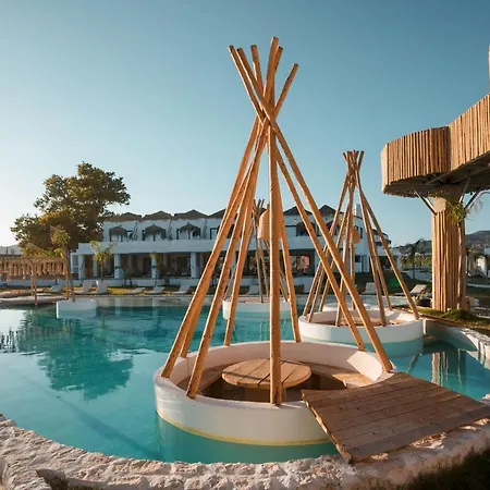 Hotel Alia Beachfront And 5*