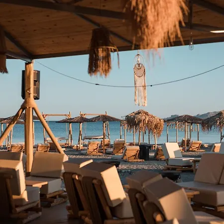 Alia Beachfront And Hotel 5*