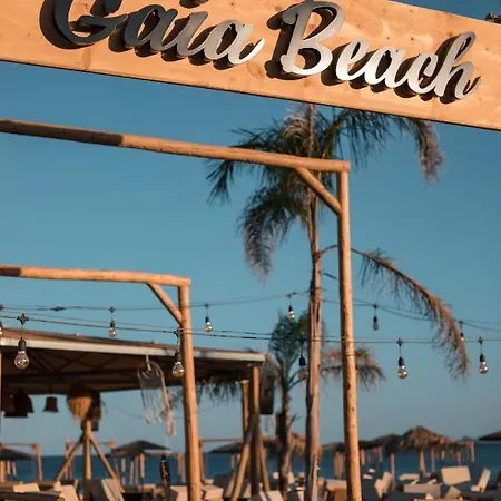 Alia Beachfront And Hotel 5*