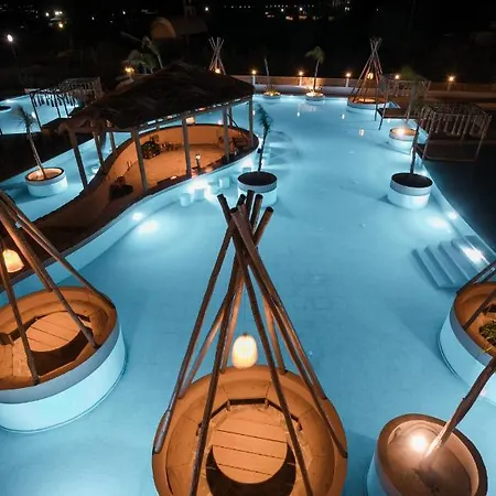 Alia Beachfront And Hotel Haraki