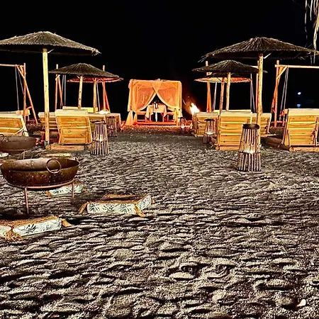 Hotel Alia Beachfront And Haraki