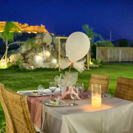 Hotel Alia Beachfront And 5*