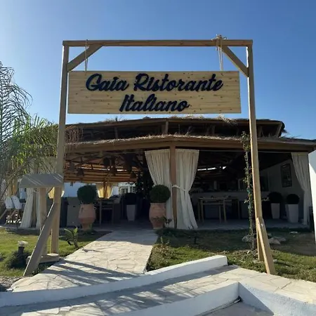 Hotell Alia Beachfront And