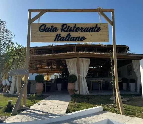 ホテル Alia Beachfront And