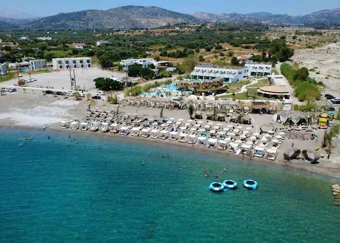 Hotel Alia Beachfront And Haraki