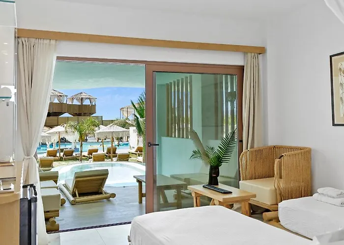 Alia Beachfront And Haraki