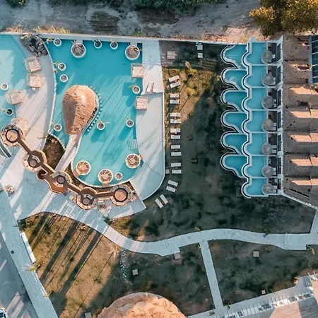 Hotel Alia Beachfront And Haraki