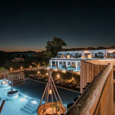 Hotel Alia Beachfront And 5*