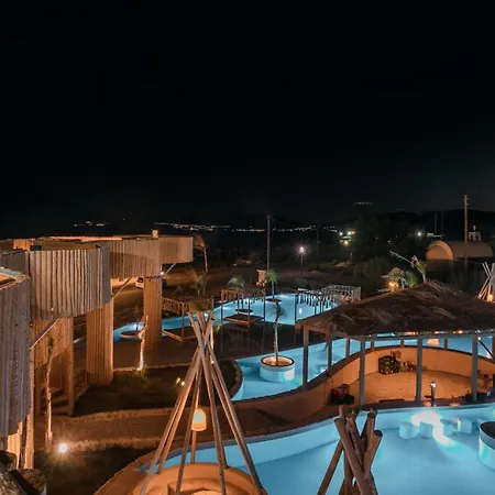 Alia Beachfront And Hotel 5*