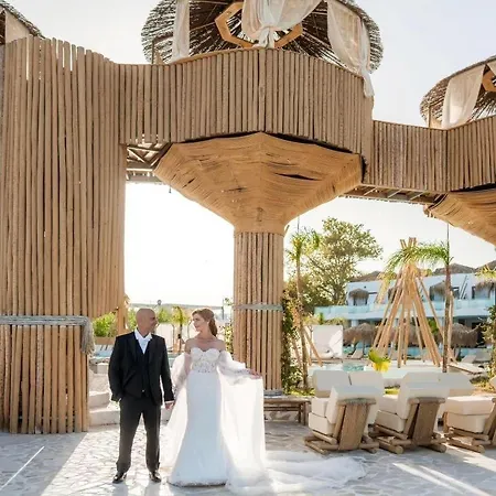 Hotel Alia Beachfront And