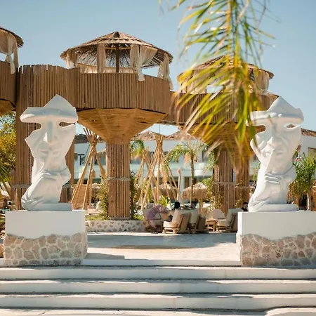 Hotel Alia Beachfront And Charaki