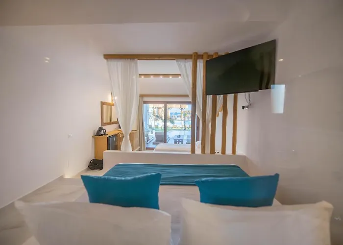 מלון Alia Beachfront And 5*